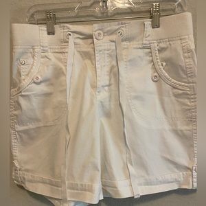 Gloria Vanderbilt Shorts size 8